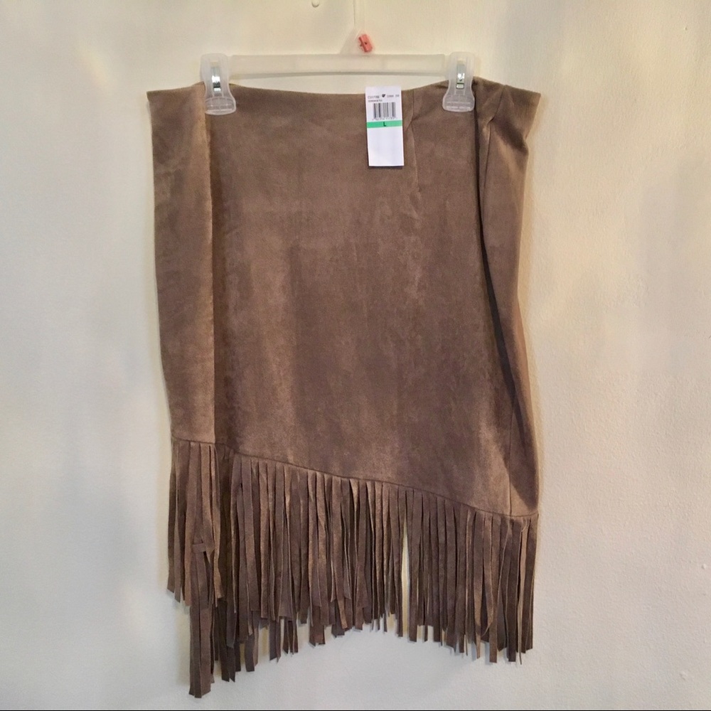 ❤️SALE❤️Newman Marcus Faux Suede Skirt Size Large